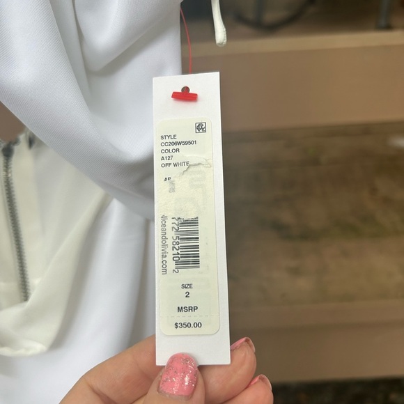 NWT Alice + Olivia White Chain Halter Gown with Slit - Picture 5 of 10